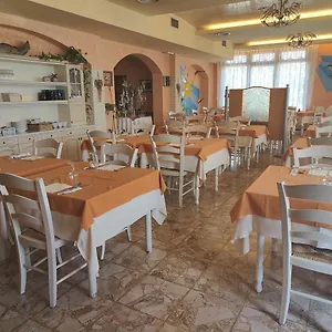 ** Hotel Ristorante Da Toni Italia
